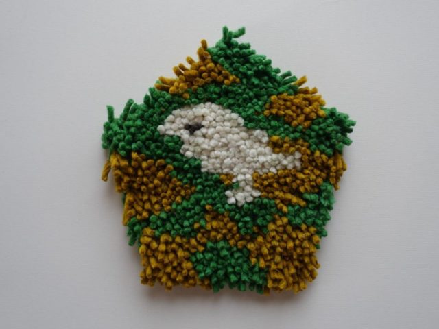 村井由美子　座布団
@tapetelana 

明日(日)も「tapetelana 手織り展」お待ちしています🇲🇽🧶

明後日24日(月・祝)は高橋京子さんの麦わら帽子づくりのワークショップがあります👒
今月アノカルパはお休みです

Tapetelana  村井由美子 手織り展
11/25(火)まで
12:00-17:00
○年内の営業も11/25までとなります○